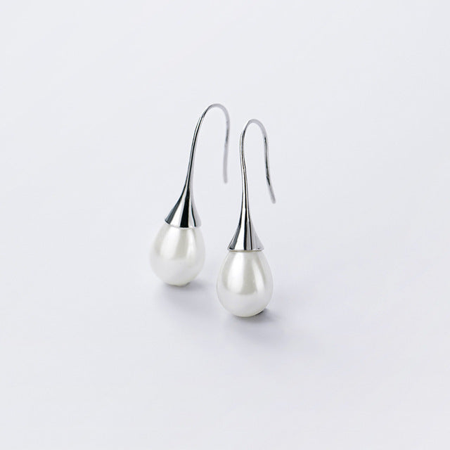 Drop Pearl Earrings