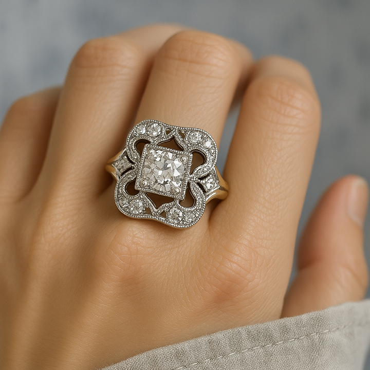 Vintage Zirconia Ring